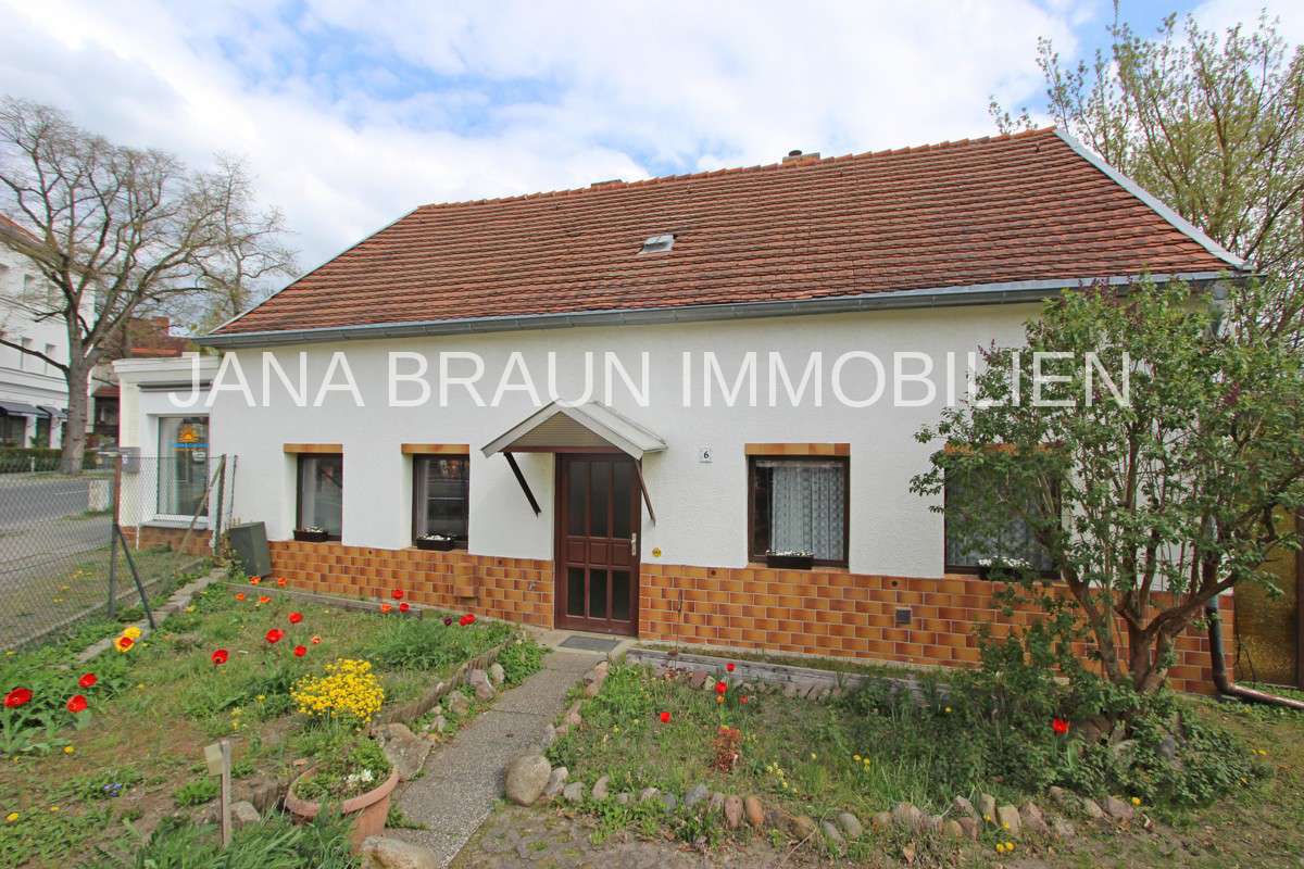 Thumbnail-Haus zum Kaufen in Berlin Wannsee 760.000,00 € 120 m²