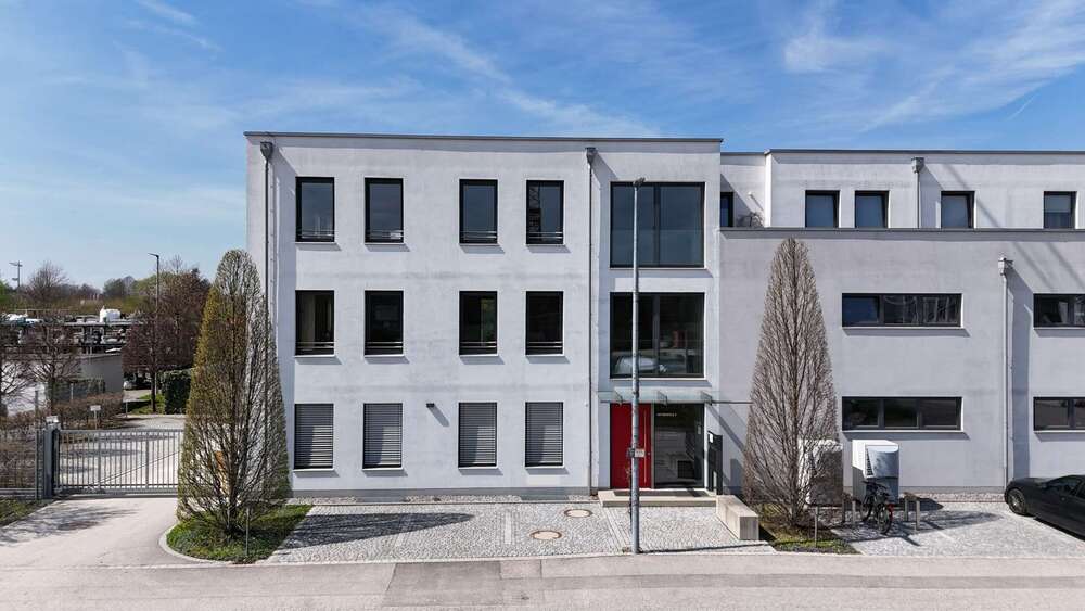 Thumbnail-Büro in Rosenheim 1.680,00 € 130 m²