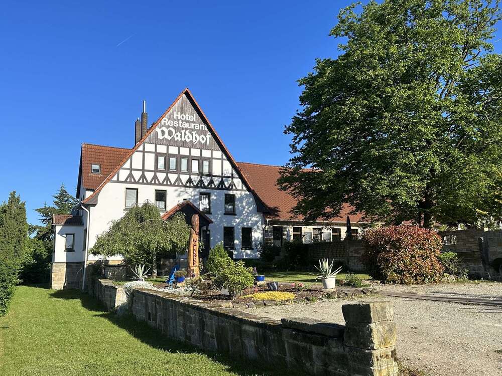 Thumbnail-Haus zum Kaufen in Hameln 669.000,00 € 867 m²