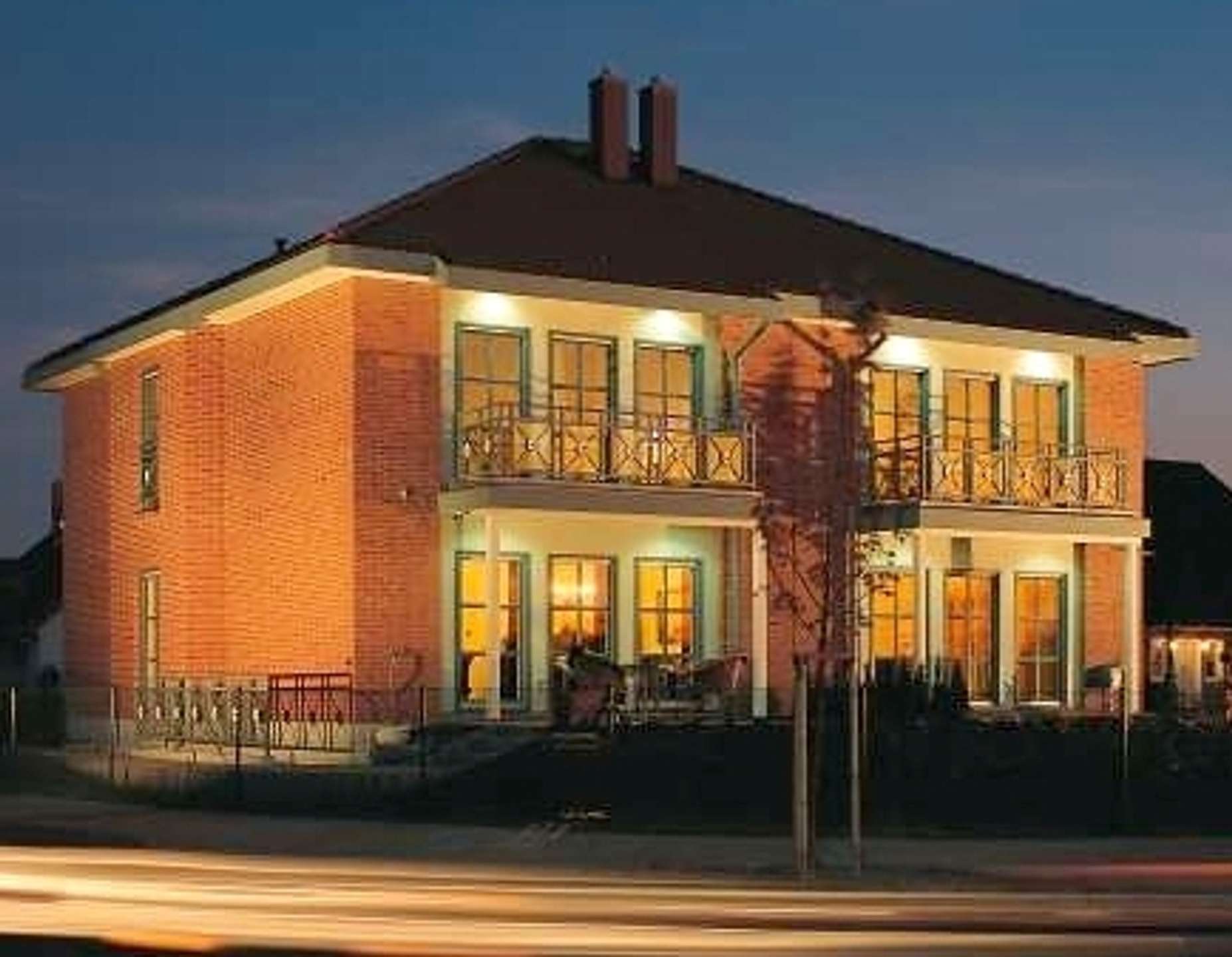 Thumbnail-Haus zum Kaufen in Hamburg 890.000,00 € 190.72 m²