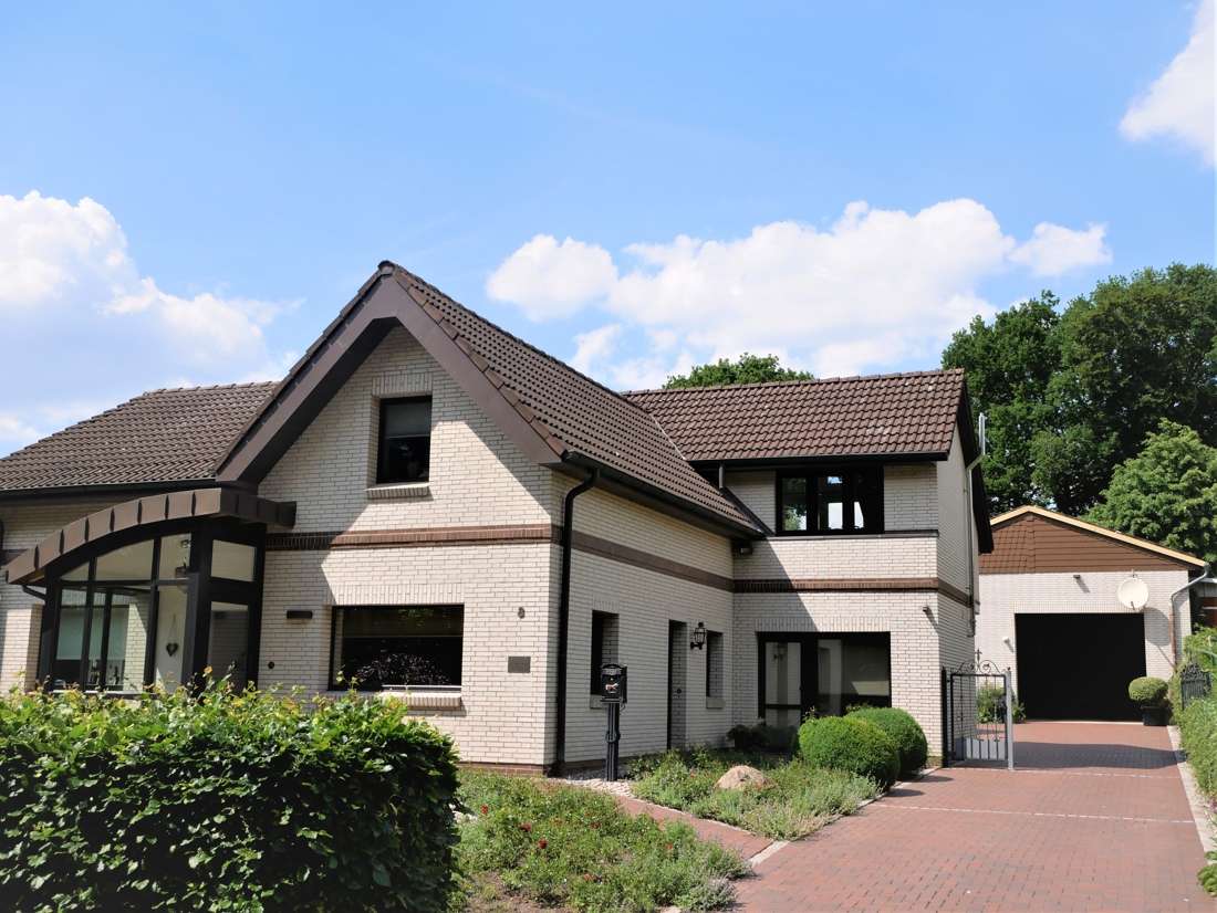 Thumbnail-Haus zum Kaufen in Nordhastedt 549.000,00 € 285 m²