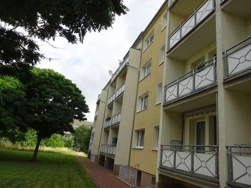 Thumbnail-Wohnung zum Mieten in Weißandt-Gölzau 270,00 € 48.41 m²