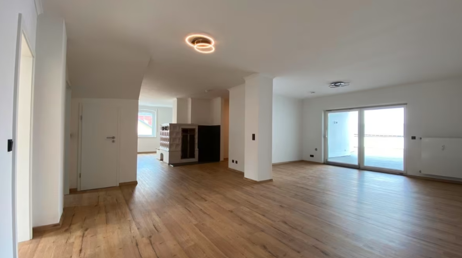 Thumbnail-Wohnung zum Mieten in Waldmünchen 1.500,00 € 240 m²
