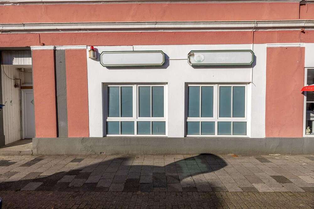 Thumbnail-Einzelhandel in Wilhelmshaven 480,00 € 99 m²
