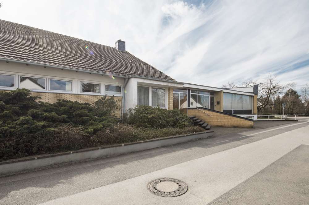 Thumbnail-Haus zum Kaufen in Düsseldorf Angermund 849.875,00 € 134 m²