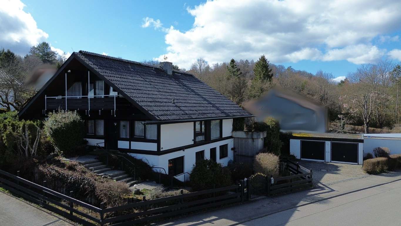 Thumbnail-Haus zum Kaufen in Tuttlingen 520.000,00 € 196.73 m²