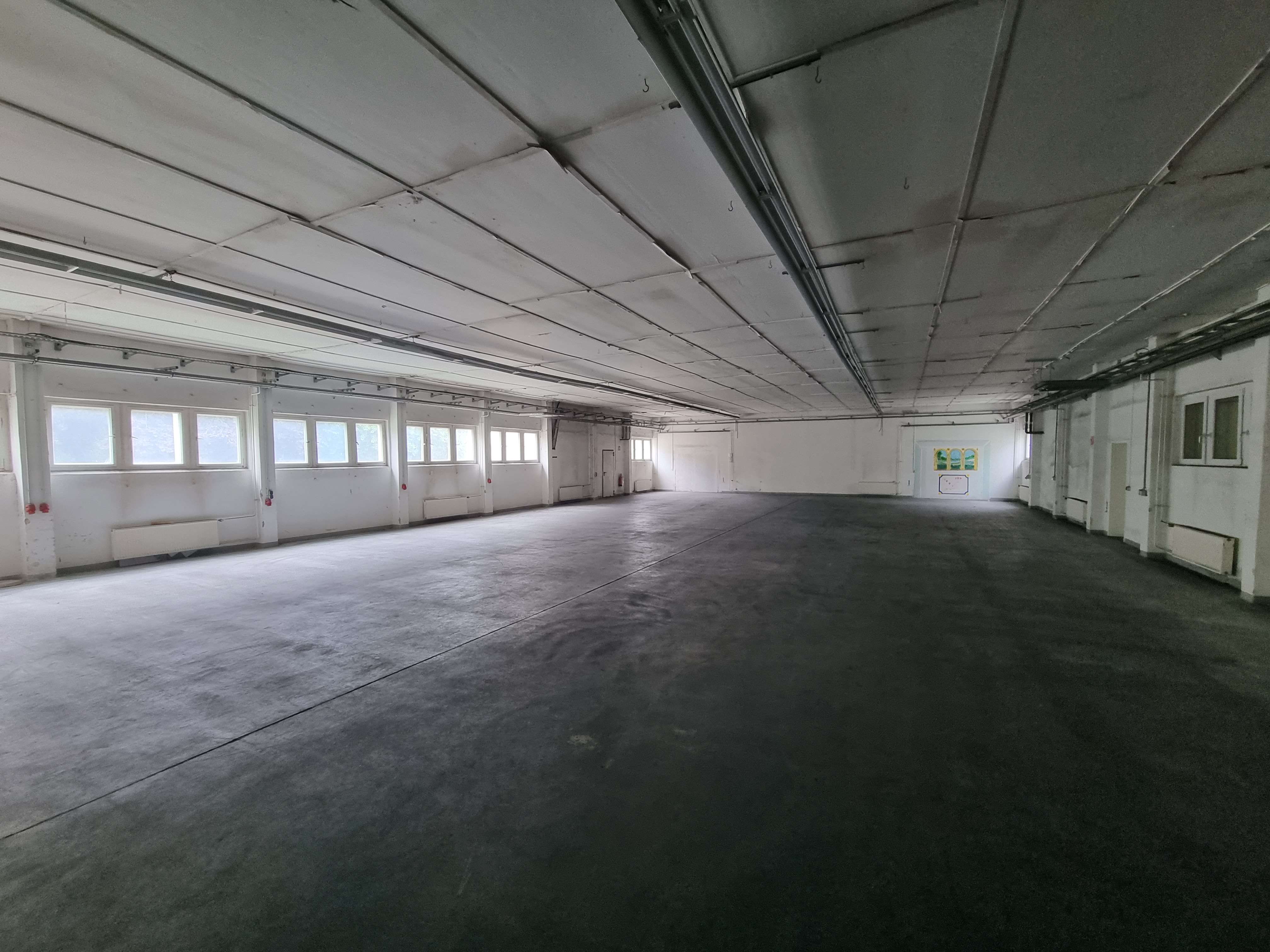 Thumbnail-Halle in Burg 2.004,00 € 358 m²