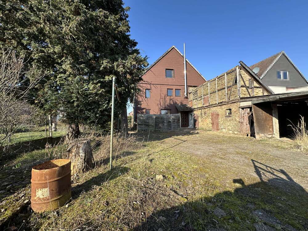 Thumbnail-Haus zum Kaufen in Peine 90.000,00 € 238 m²