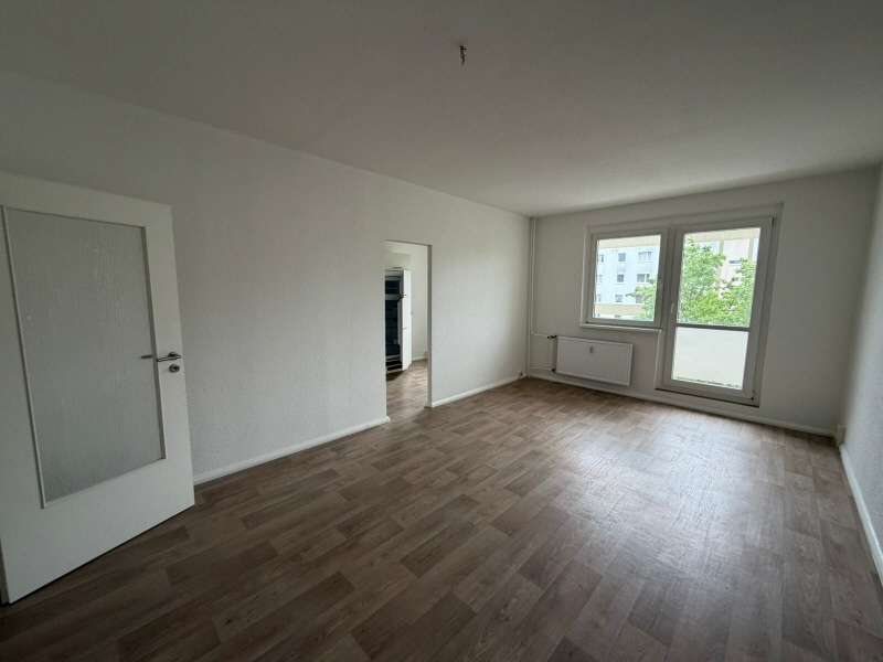 Thumbnail-Wohnung zum Mieten in Gera 373,00 € 68 m²