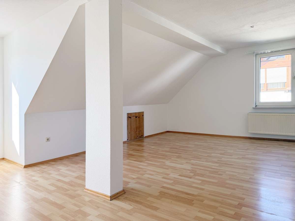 Thumbnail-Wohnung zum Kaufen in Donzdorf 145.000,00 € 65.23 m²