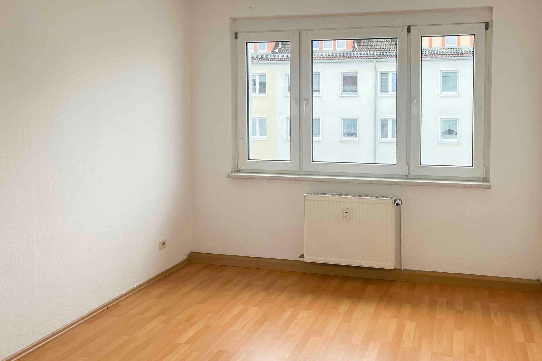 Thumbnail-Wohnung zum Kaufen in Groitzsch 59.000,00 € 75.24 m²