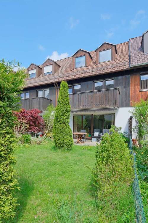 Thumbnail-Haus zum Mieten in München 2.750,00 € 148.98 m²