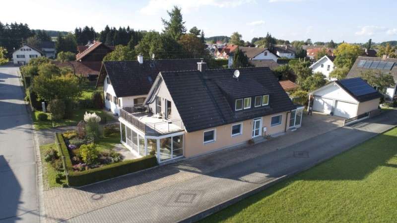 Thumbnail-Haus zum Kaufen in Lengenfeld 599.000,00 € 226 m²