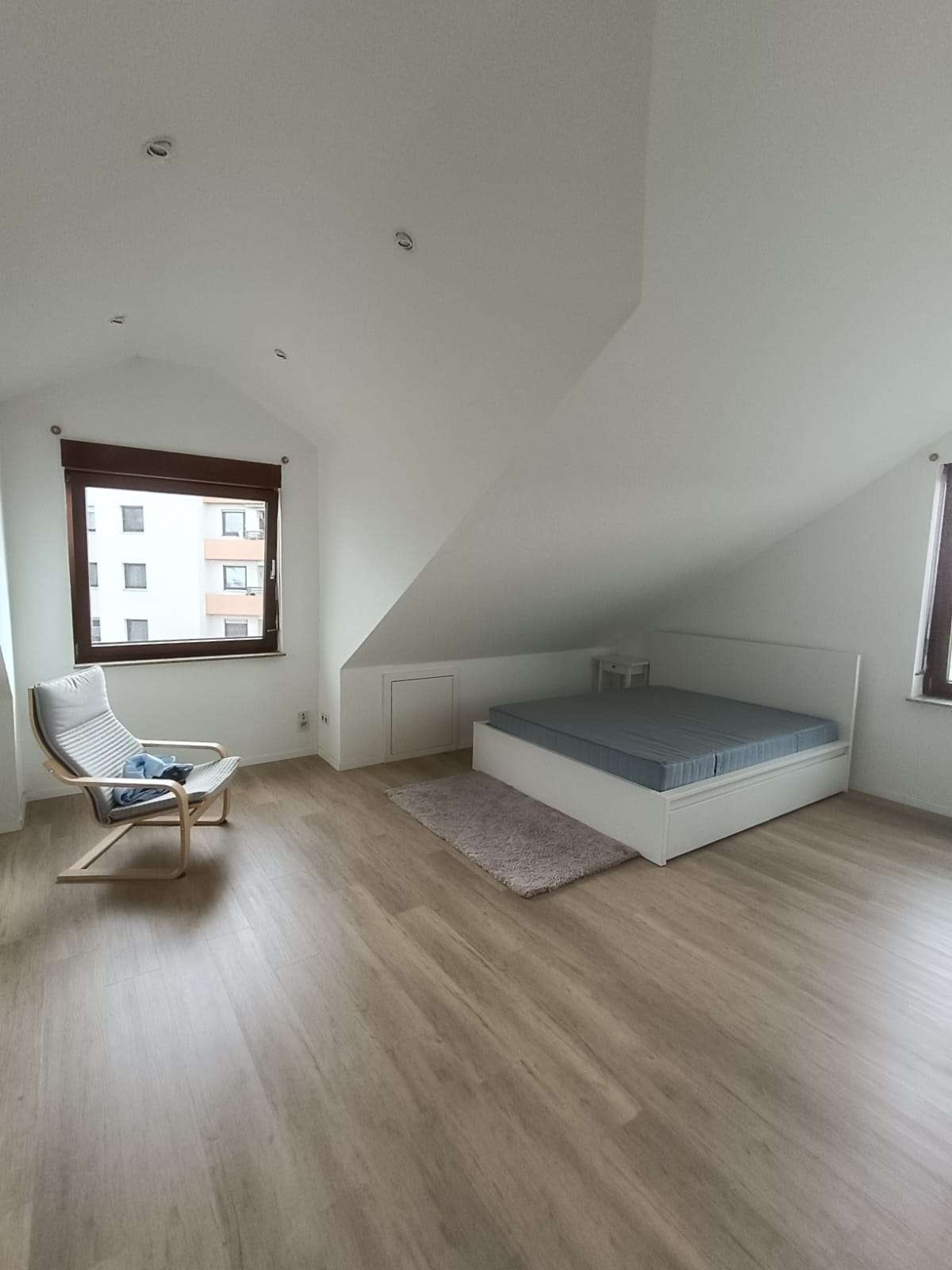 Thumbnail-Wohnung zum Mieten in Remseck am Neckar 2.500,00 € 170 m²