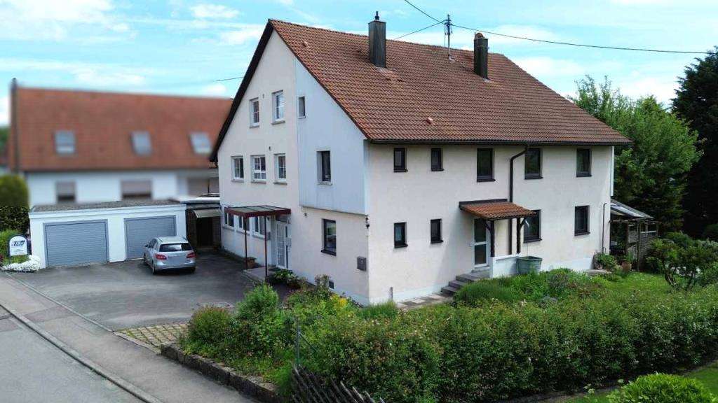 Thumbnail-Haus zum Kaufen in Kusterdingen 880.000,00 € 286.21 m²