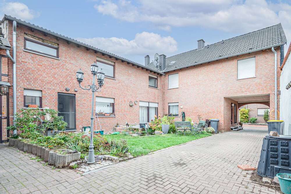 Thumbnail-Haus zum Kaufen in Waldfeucht 399.000,00 € 403.19 m²