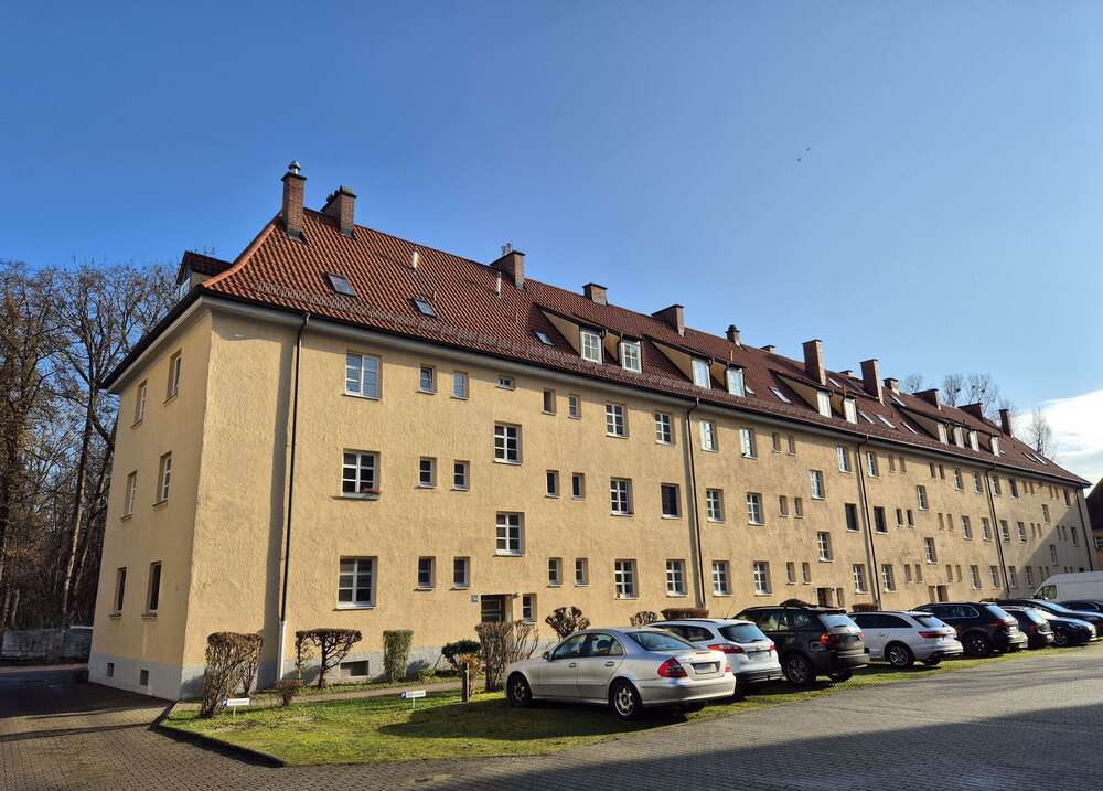Thumbnail-Wohnung zum Kaufen in Augsburg 208.000,00 € 63.15 m²