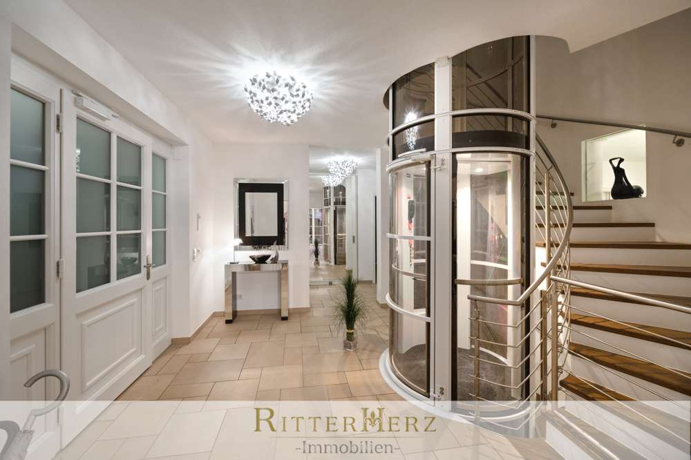 Thumbnail-Haus zum Kaufen in München 3.220.000,00 € 285 m²