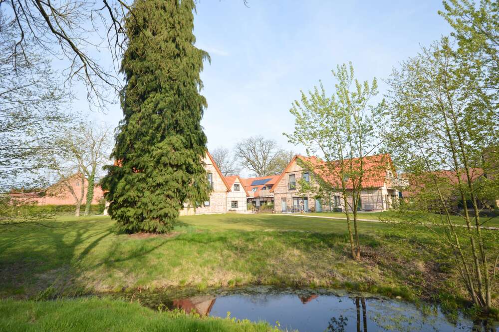 Thumbnail-Wohnung zum Kaufen in Wedemark 649.000,00 € 157.95 m²