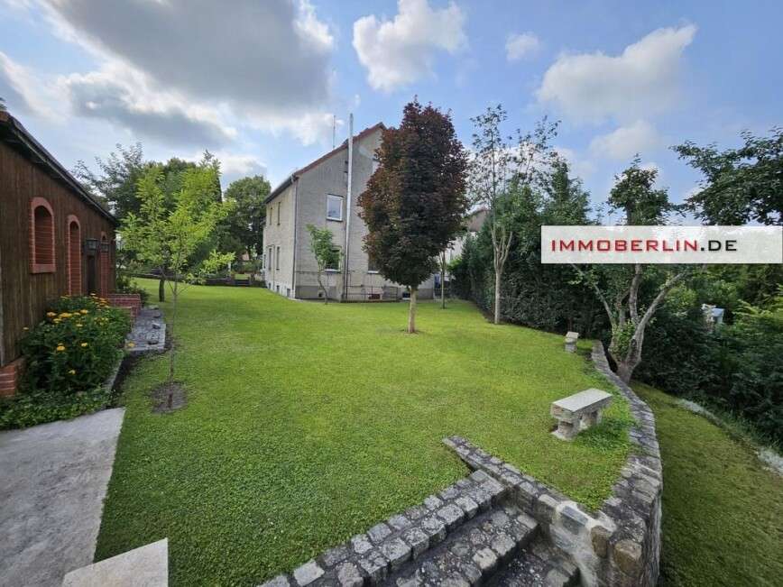 Thumbnail-Haus zum Kaufen in Rüdersdorf 1.280.000,00 € 361 m²