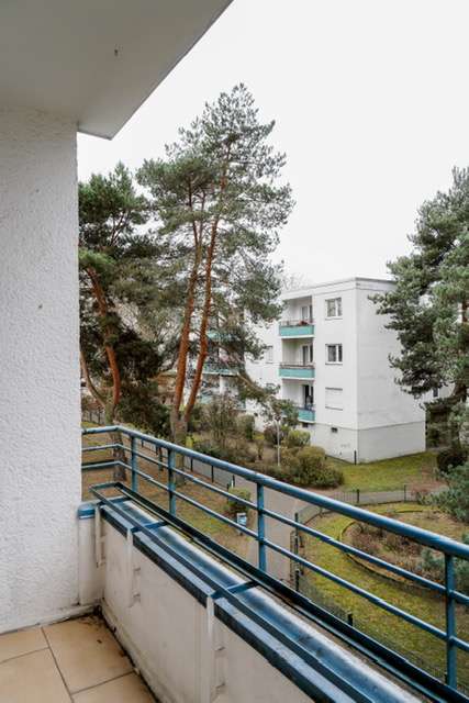 Thumbnail-Wohnung zum Kaufen in Berlin 210.000,00 € 52.76 m²