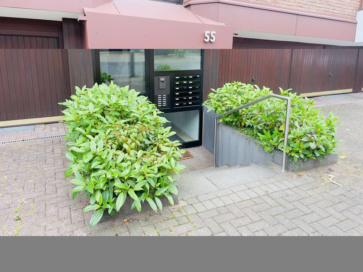 Thumbnail-Wohnung zum Kaufen in Düsseldorf 450.000,00 € 68 m²
