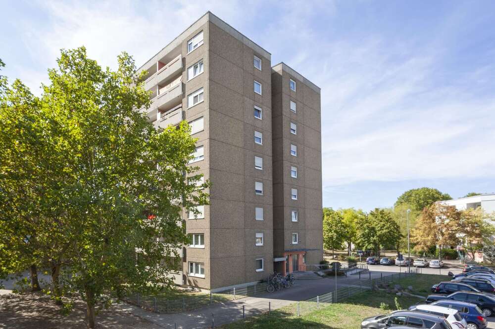 Thumbnail-Wohnung zum Kaufen in Ludwigshafen am Rhein 90.000,00 € 63.39 m²