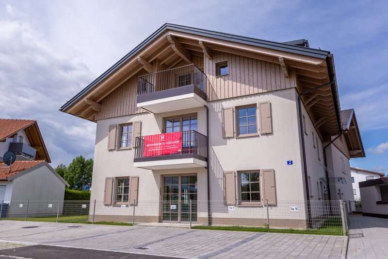 Thumbnail-Wohnung zum Kaufen in Saaldorf-Surheim 592.000,00 € 105.21 m²