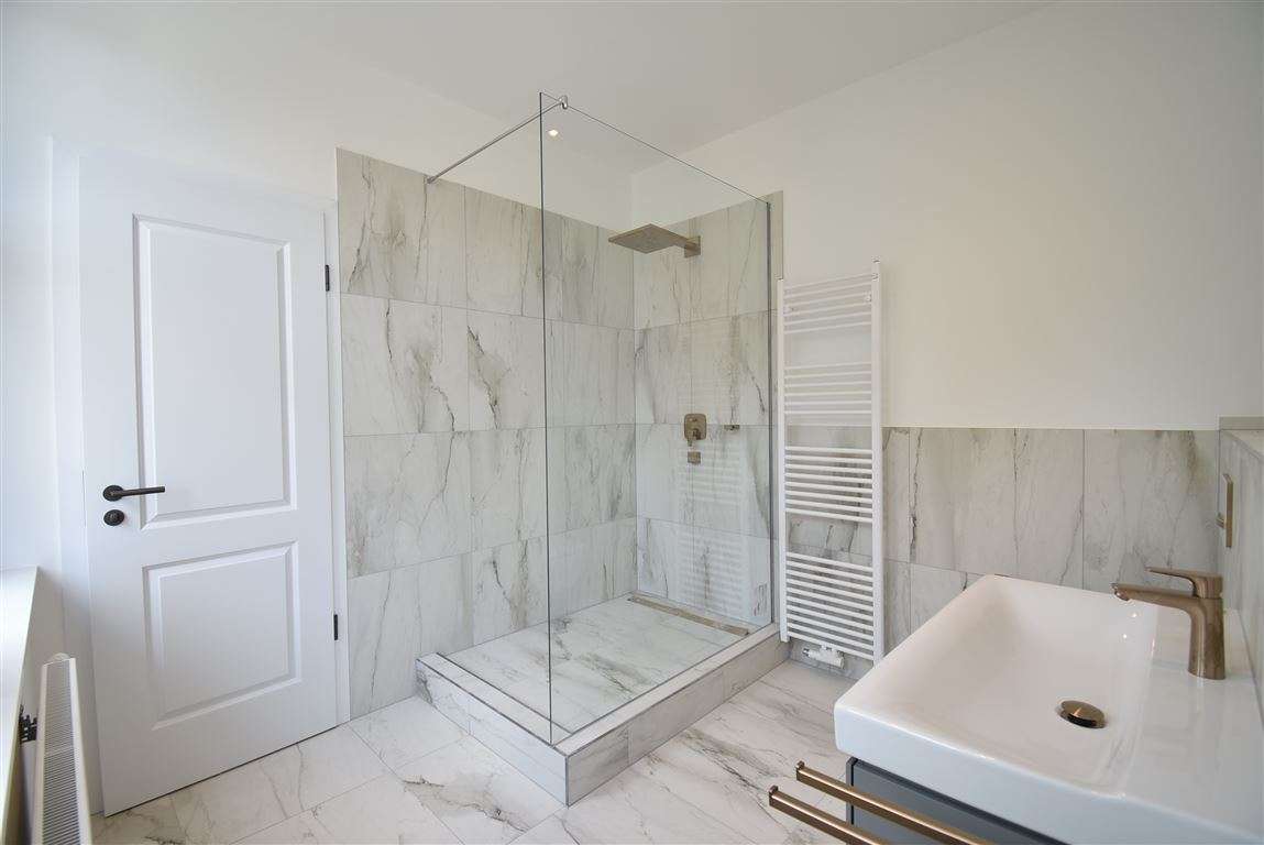 Thumbnail-Wohnung zum Mieten in Düsseldorf 2.800,00 € 141.11 m²