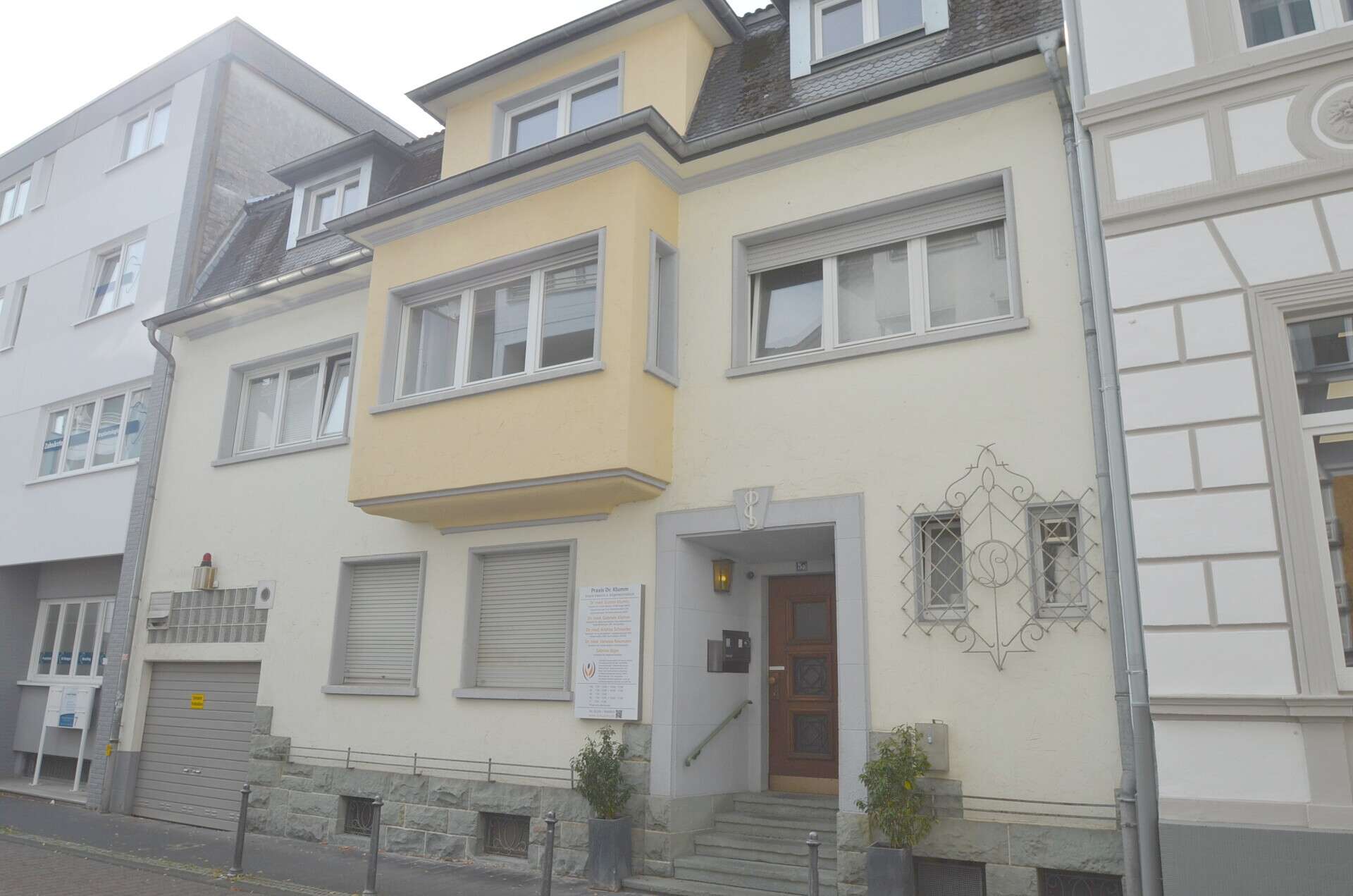 Thumbnail-Haus zum Mieten in Siegburg 3.500,00 € 358 m²
