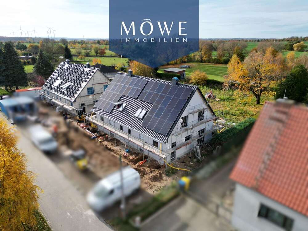 Thumbnail-Haus zum Mieten in Clausdorf 1.875,00 € 122.23 m²