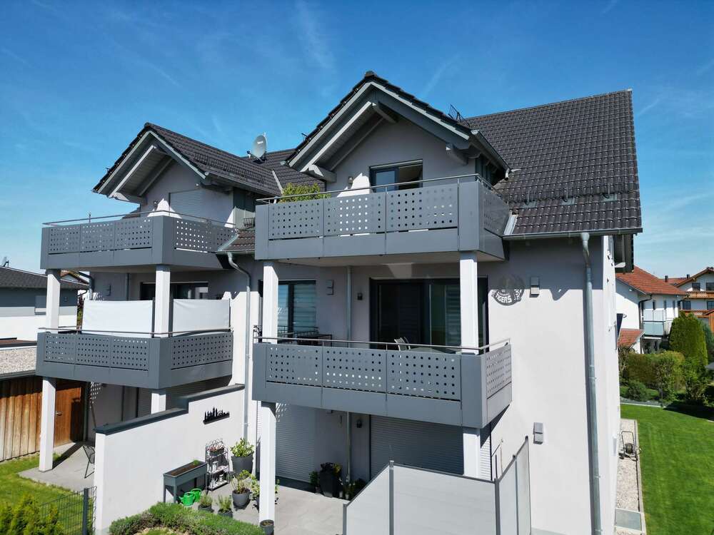 Thumbnail-Wohnung zum Kaufen in Straßkirchen 385.000,00 € 92 m²