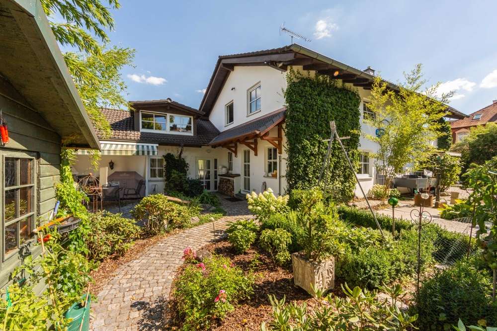 Thumbnail-Haus zum Kaufen in Gauting 1.150.000,00 € 156 m²