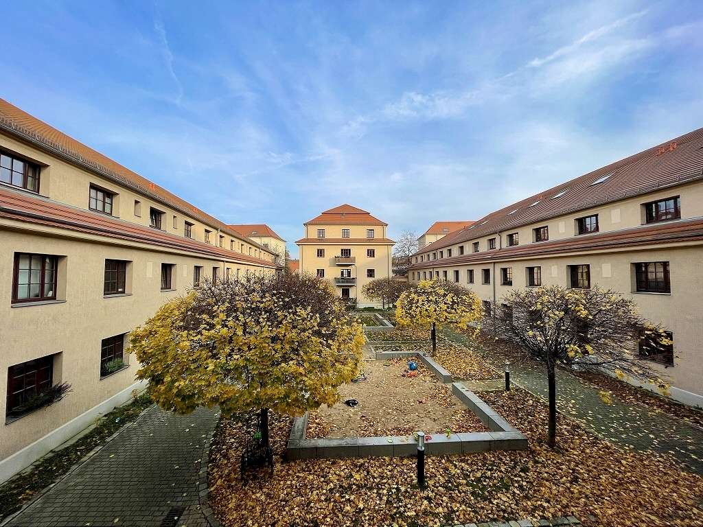Thumbnail-Wohnung zum Mieten in Dresden Pieschen Süd 486,97 € 44.27 m²