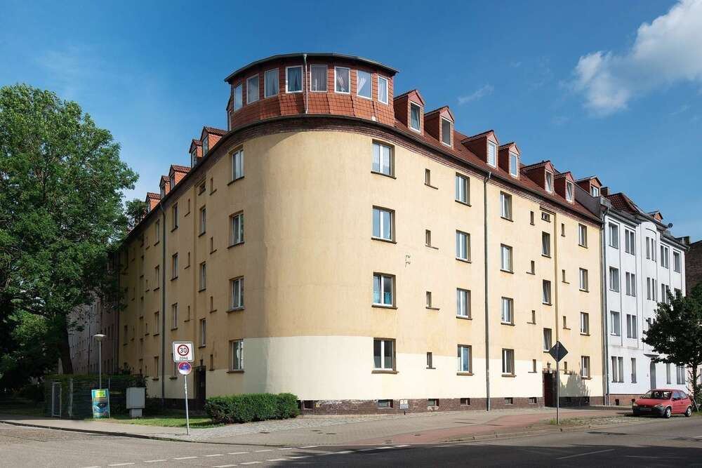 Thumbnail-Wohnung zum Mieten in Brandenburg an der Havel 350,00 € 33.92 m²