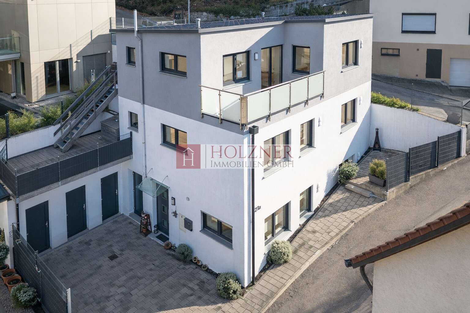 Thumbnail-Haus zum Kaufen in Landshut 870.000,00 € 181.34 m²