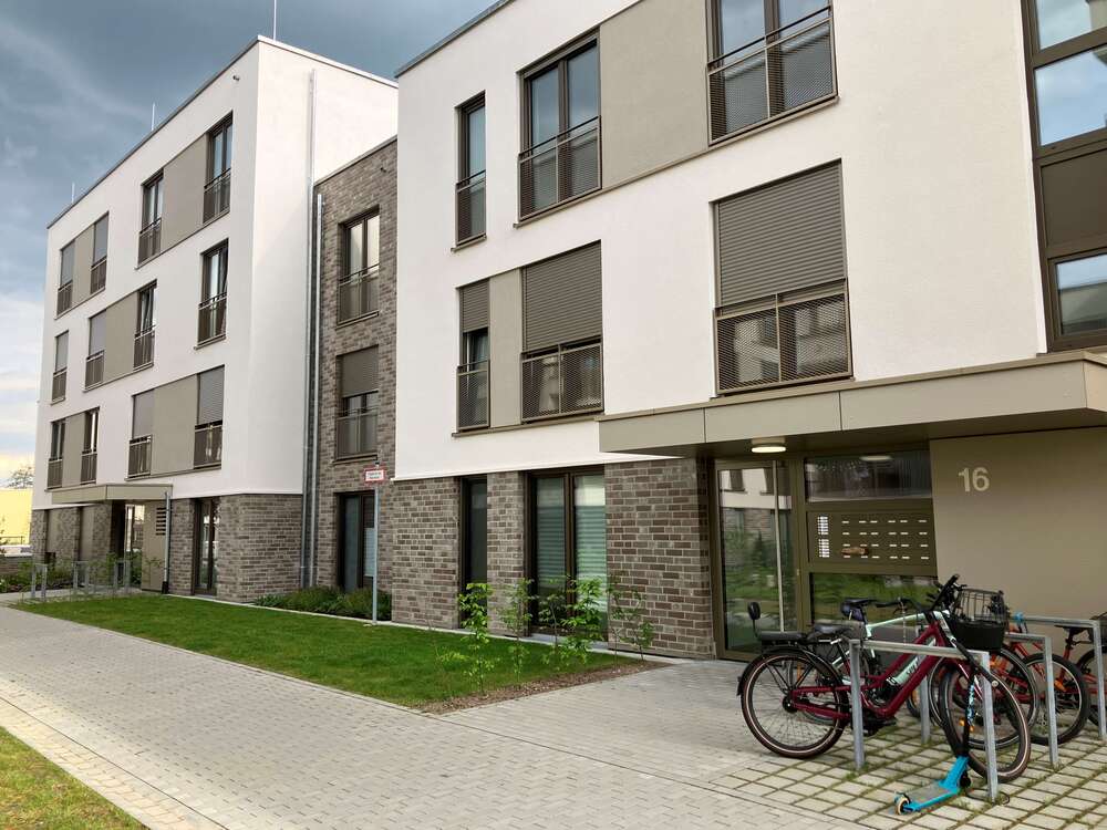 Thumbnail-Wohnung zum Mieten in Stutensee-Blankenloch 1.397,62 € 106.77 m²