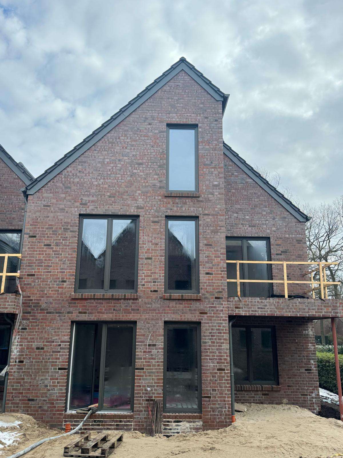 Thumbnail-Wohnung zum Mieten in Edewecht Friedrichsfehn 1.500,00 € 107.49 m²