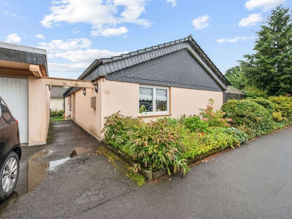 Thumbnail-Haus zum Kaufen in Hückeswagen 345.000,00 € 110 m²