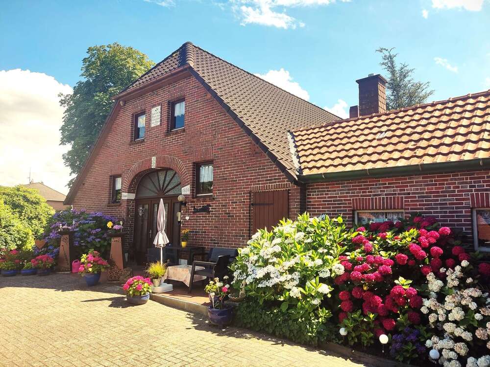 Thumbnail-Haus zum Kaufen in Edewecht Friedrichsfehn 435.000,00 € 160 m²