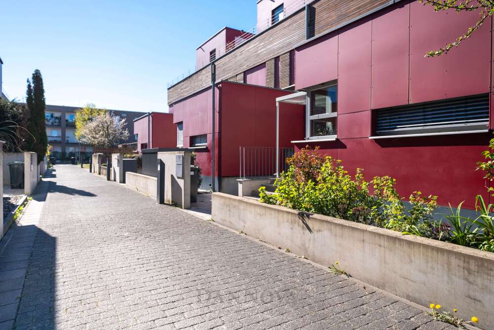 Thumbnail-Haus zum Kaufen in Frankfurt am Main 1.169.000,00 € 160 m²