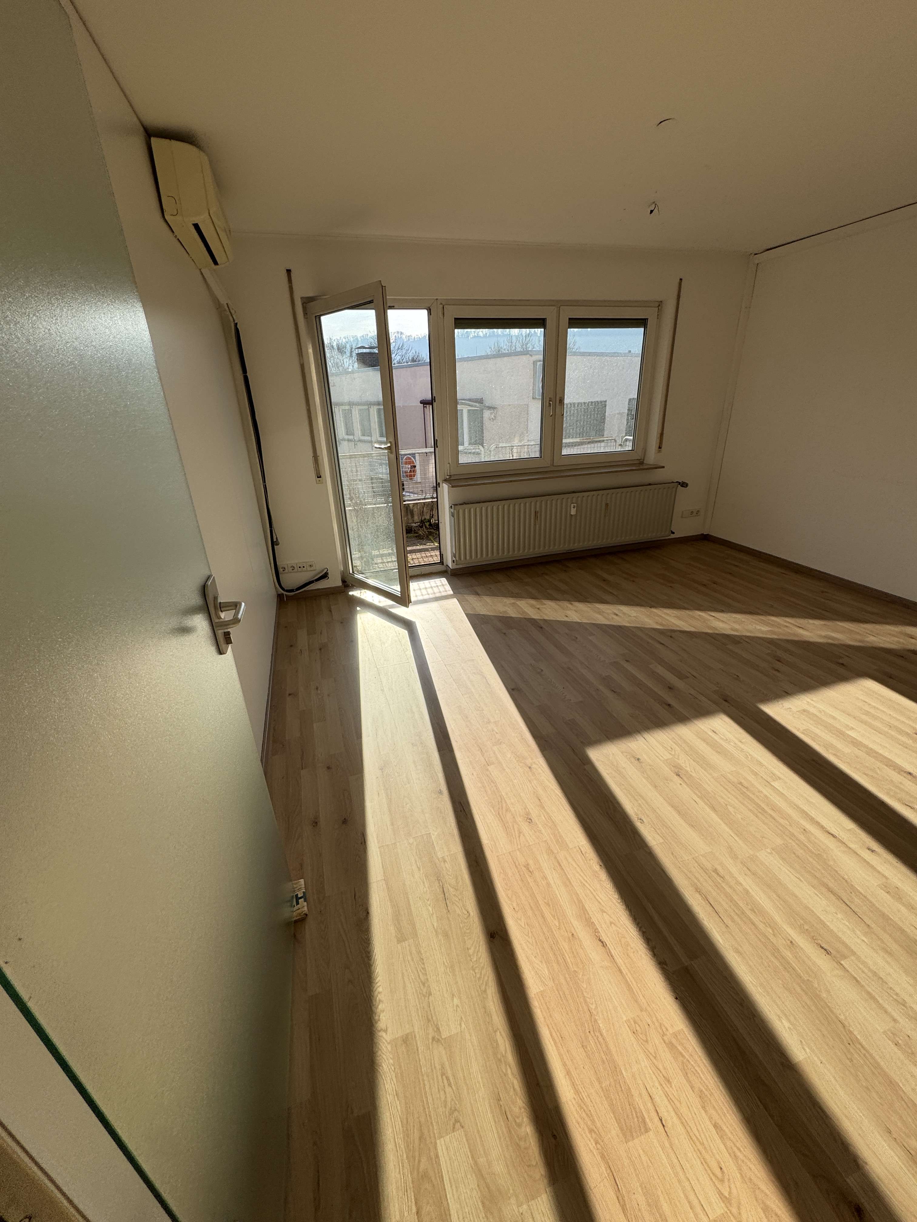 Thumbnail-Wohnung zum Mieten in Esslingen 1.760,00 € 158 m²