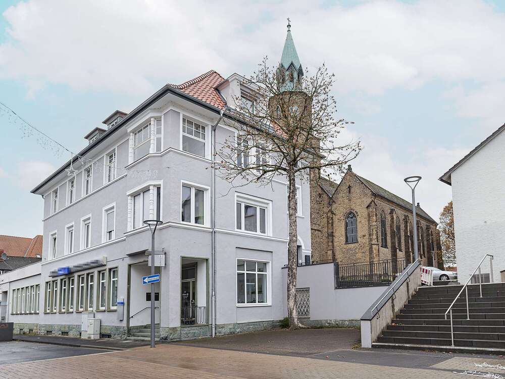 Thumbnail-Wohnung zum Kaufen in Bad Salzuflen 259.000,00 € 141.13 m²
