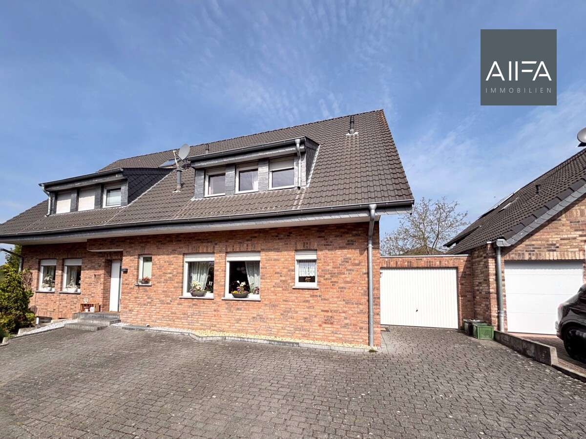 Thumbnail-Haus zum Kaufen in Wassenberg-Orsbeck 289.000,00 € 123 m²