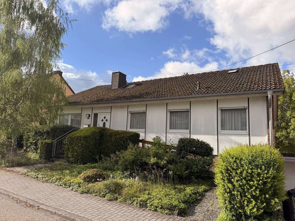 Thumbnail-Haus zum Kaufen in Simmern 320.000,00 € 198 m²