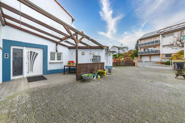 Thumbnail-Haus zum Kaufen in Wiesbaden 549.000,00 € 180 m²