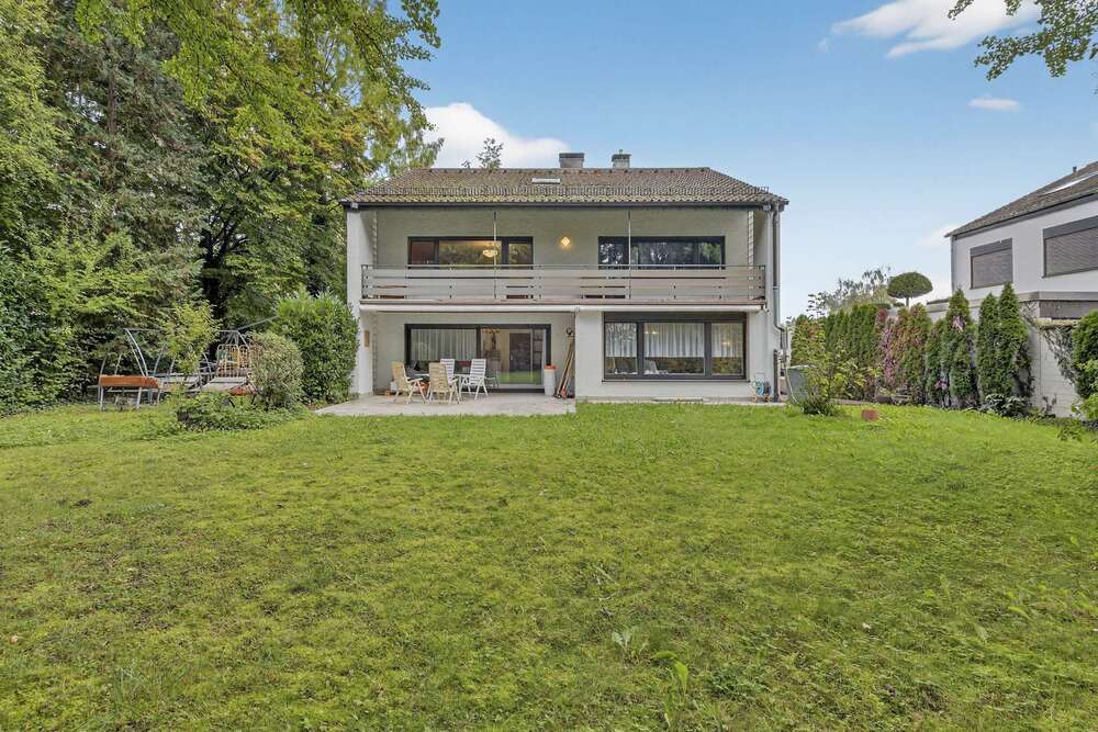 Thumbnail-Haus zum Kaufen in Karlsruhe 1.649.000,00 € 222.5 m²