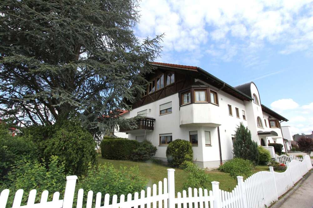 Thumbnail-Wohnung zum Mieten in Gilching 1.470,00 € 83.03 m²