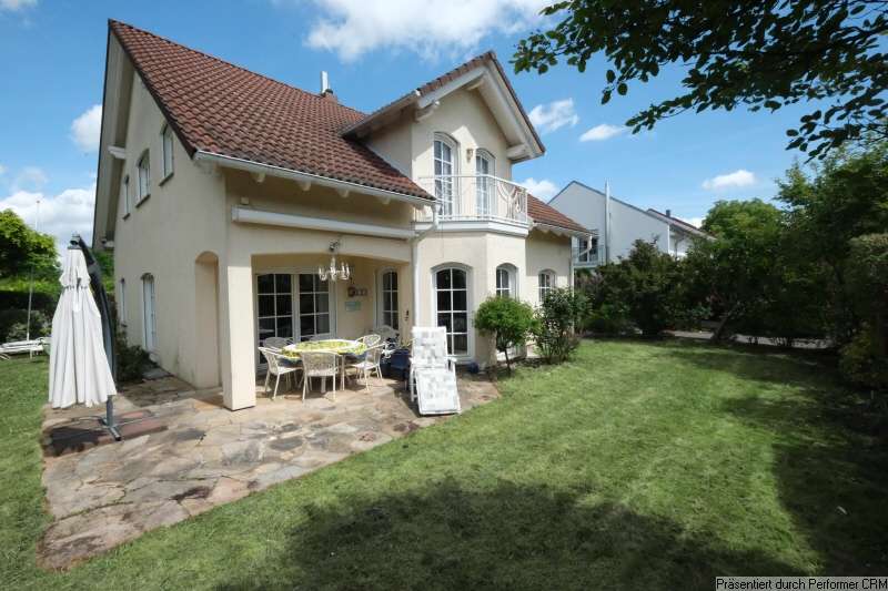 Thumbnail-Haus zum Kaufen in Kornwestheim 1.200.000,00 € 204 m²