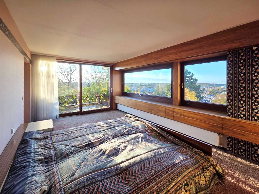 Thumbnail-Haus zum Kaufen in Leonberg 990.000,00 € 270 m²